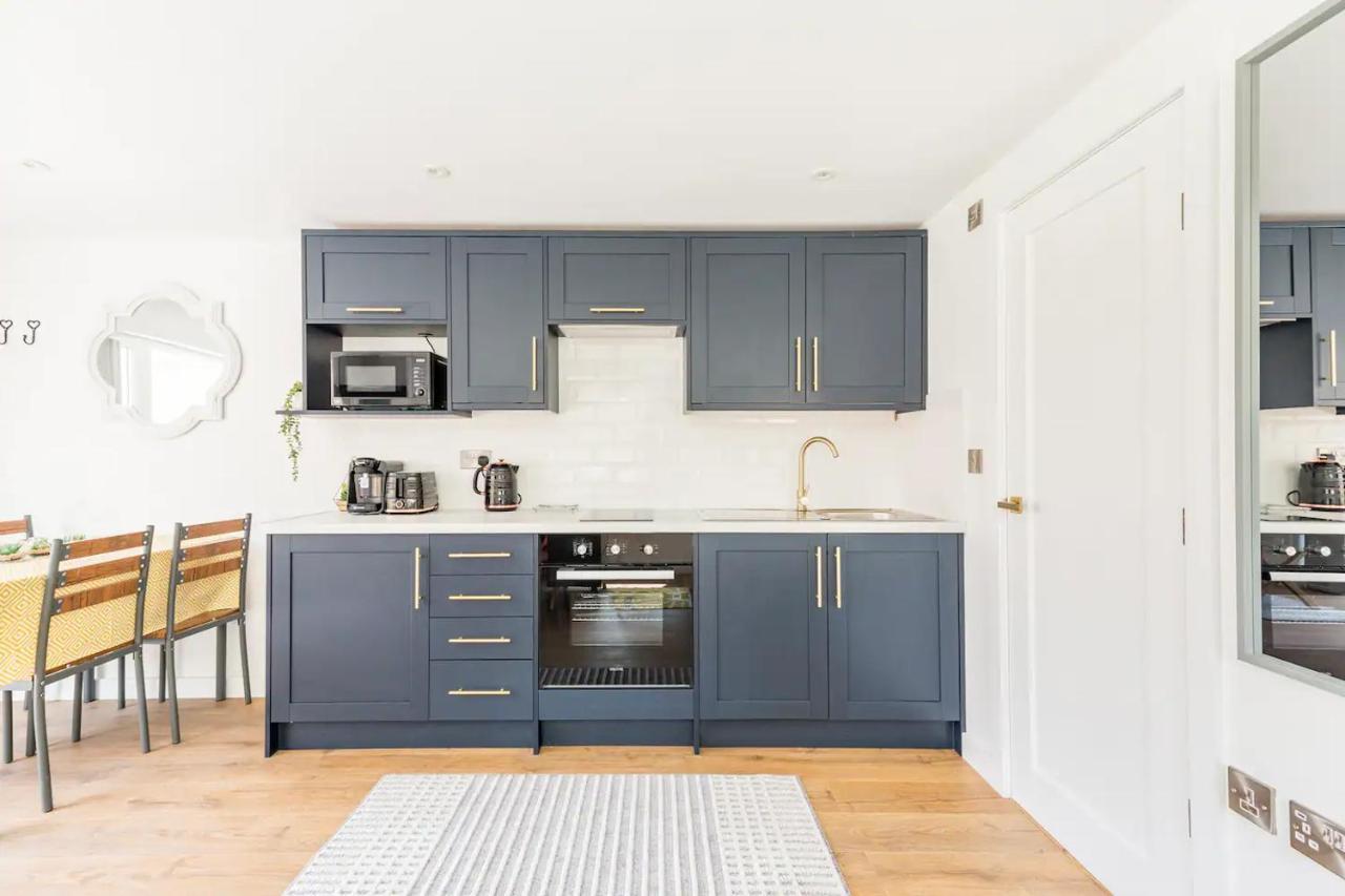 Charming Chester Studio With Private Garden & Free Parking Zewnętrze zdjęcie