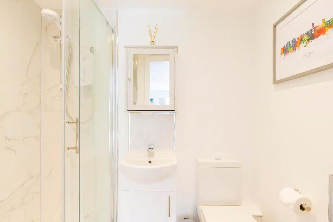 Charming Chester Studio With Private Garden & Free Parking Zewnętrze zdjęcie