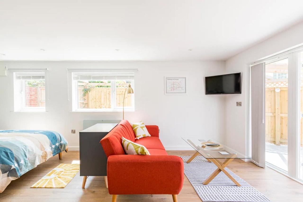 Charming Chester Studio With Private Garden & Free Parking Zewnętrze zdjęcie