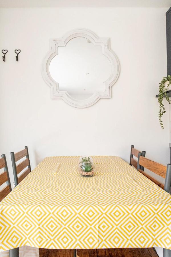 Charming Chester Studio With Private Garden & Free Parking Zewnętrze zdjęcie